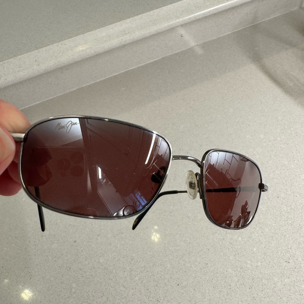 Maui Jim Polarized Mahi Sunglasses with Brown Lenses